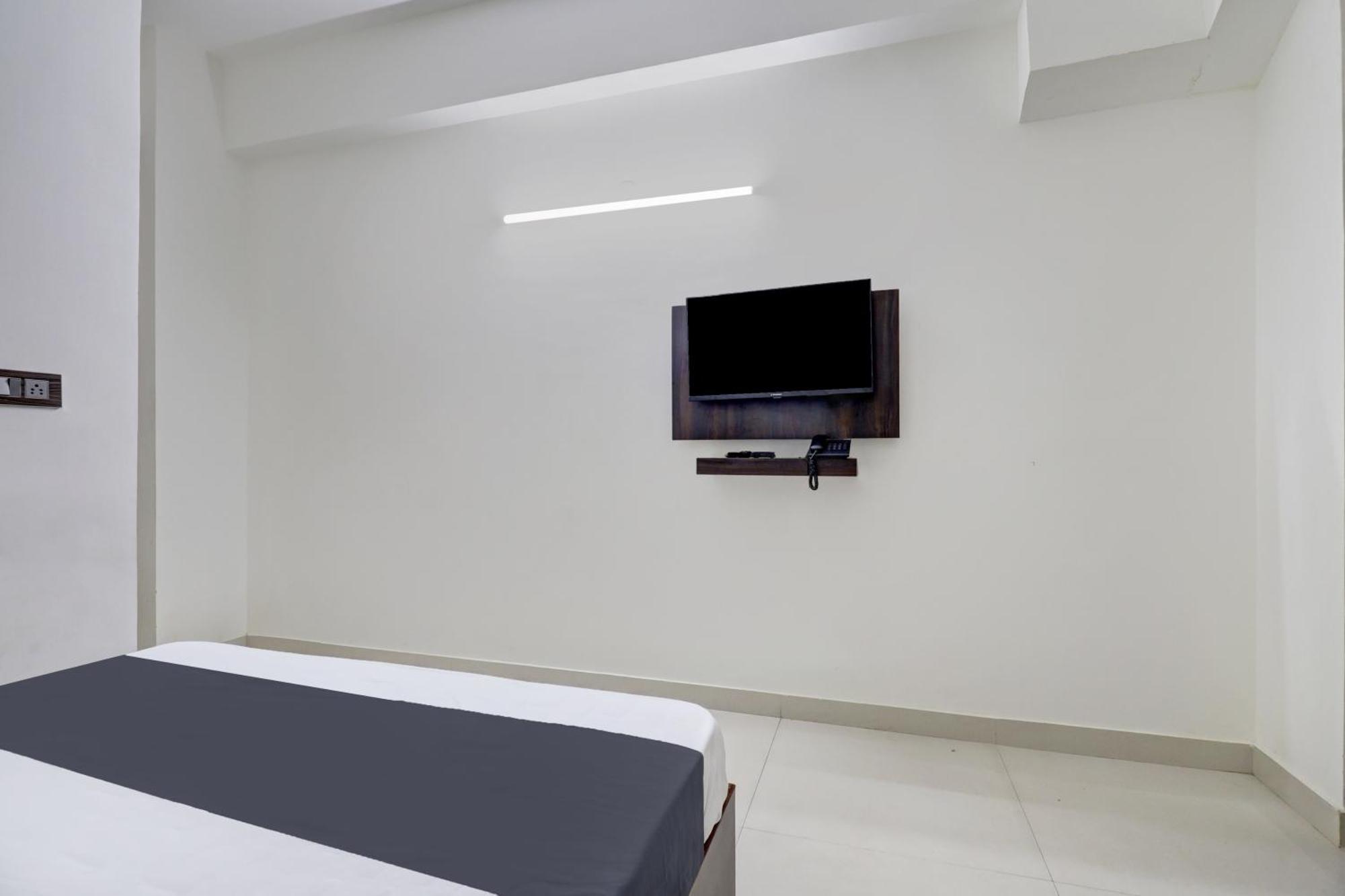 Hotel O J.K. Suites & Rooms Bangalore Eksteriør bilde