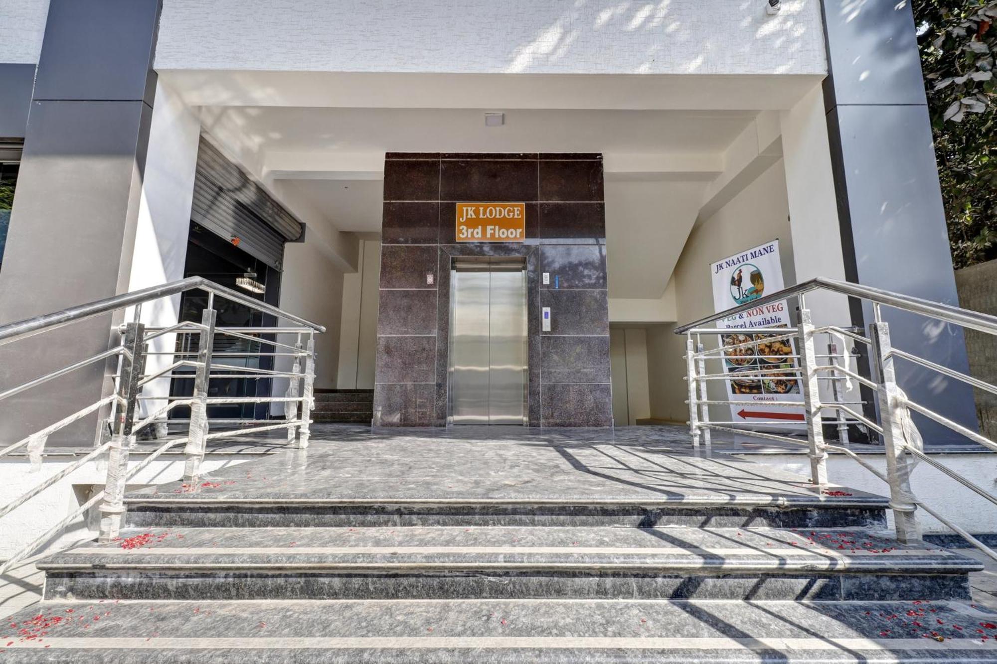 Hotel O J.K. Suites & Rooms Bangalore Eksteriør bilde