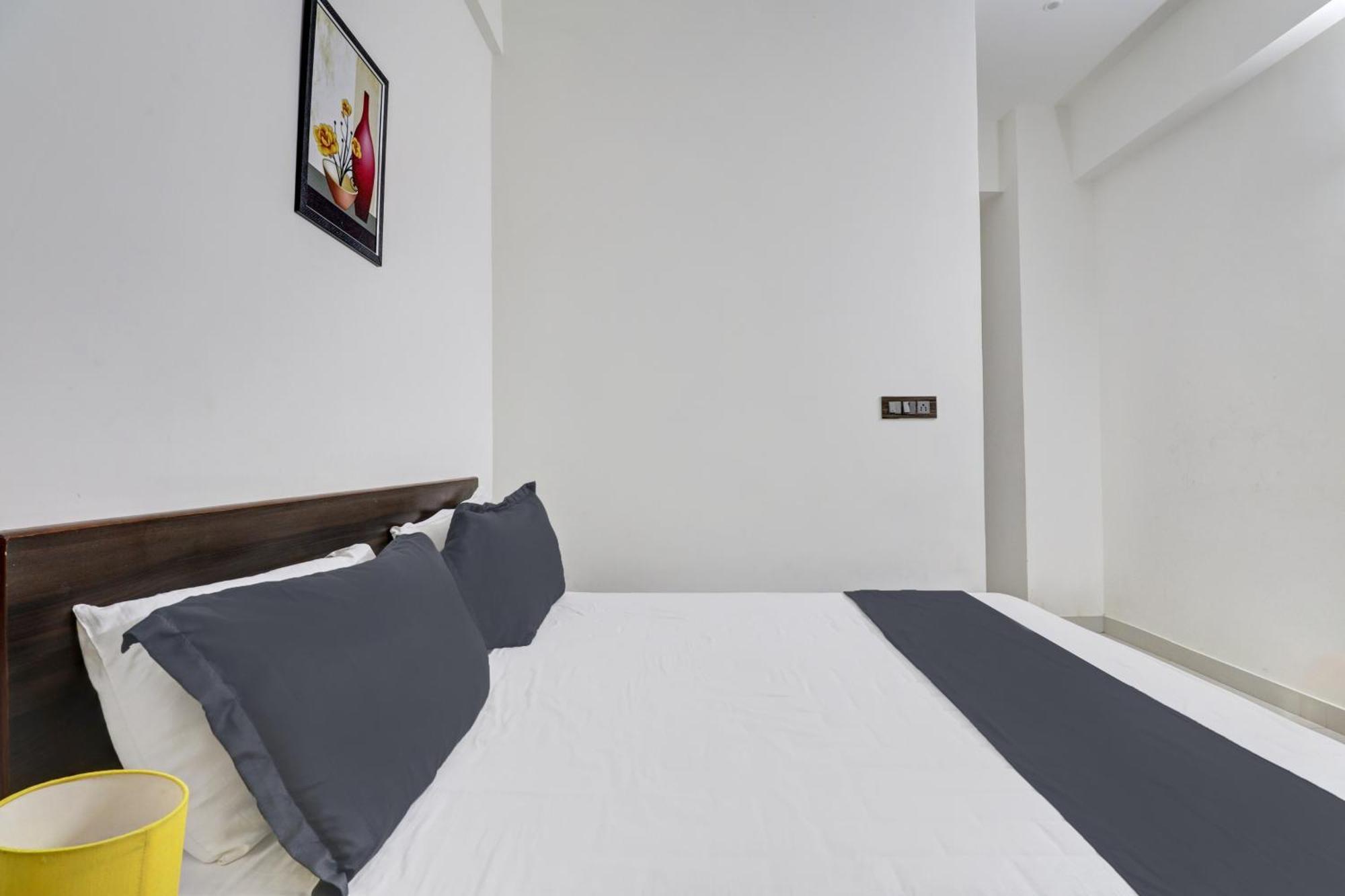 Hotel O J.K. Suites & Rooms Bangalore Eksteriør bilde